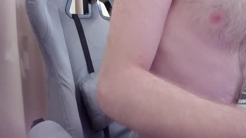 Snapshot of fluffycat_ chatting on December 2024 01:29:01 PM fluffycat online show from December 2024 01:29:01 PM