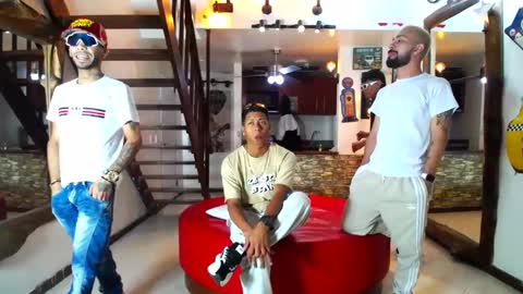 flyckers online show from December 2024 06:38:01 PM