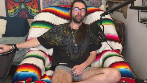 Chris online show from April 2026 12:28:01 PM