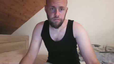 Snapshot of foniks96 chatting on May 2026 11:46:02 PM Martin Grob online show from May 2026 11:46:02 PM