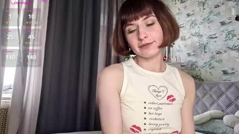 Laura online show from October 2025 10:12:02 AM