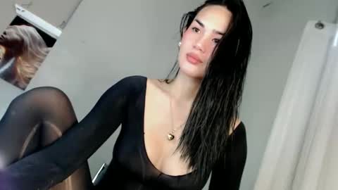 KHATRINA STACIE MARIE online show from December 2025 09:13:02 PM