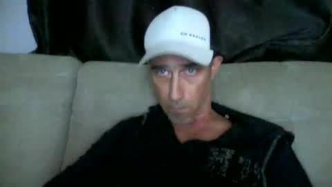 fouraide42 online show from February 2026 01:42:01 PM