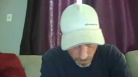 fouraide42 online show from March 2026 02:22:02 PM