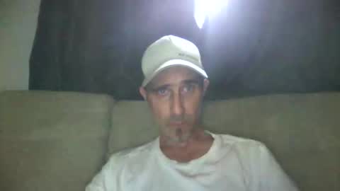 fouraide42 online show from March 2026 10:00:02 PM