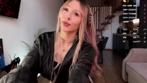 Snapshot of fox_eyesavage chatting on March 2026 12:11:01 PM Karina and online show from March 2026 12:11:01 PM