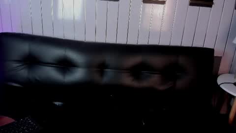 Snapshot of fox_white_ chatting on June 2026 12:22:01 PM . FOX WHITE . online show from June 2026 12:22:01 PM