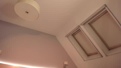 Snapshot of foxie_kiss chatting on October 2025 03:24:01 PM Hello world Feel free to follow online show from October 2025 03:24:01 PM