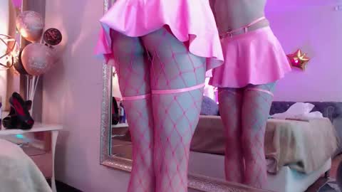 Snapshot of foxxy_dolce chatting on October 2025 11:58:02 AM Foxxy online show from October 2025 11:58:02 AM