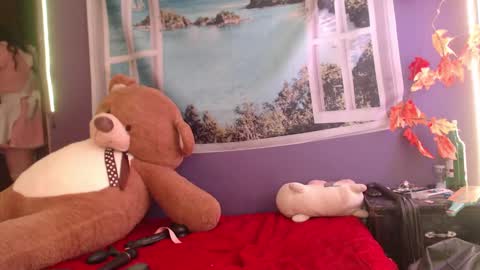 my name is Sofhia but you can call me any name you like Sir online show from February 2025 11:43:01 PM