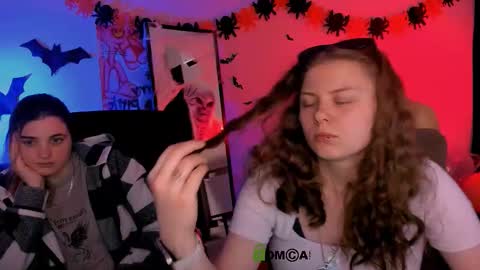 Snapshot of foxy_tease_ chatting on October 2025 07:47:02 PM foxy_tease_ online show from October 2025 07:47:02 PM