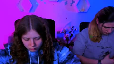 Snapshot of foxy_tease_ chatting on November 2025 08:20:01 PM foxy_tease_ online show from November 2025 08:20:01 PM