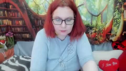 Snapshot of foxydesiree chatting on May 2026 03:43:01 PM foxydesiree online show from May 2026 03:43:01 PM