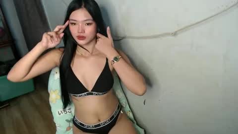 Snapshot of foxygoddess19 chatting on January 2025 03:09:01 AM foxygoddess19 online show from January 2025 03:09:01 AM