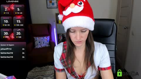 Snapshot of francescacollins chatting on December 2024 12:45:02 PM Fran online show from December 2024 12:45:02 PM