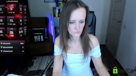Snapshot of francescacollins chatting on January 2025 02:40:02 PM Fran online show from January 2025 02:40:02 PM