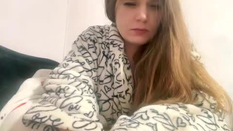 Snapshot of francescafey chatting on January 2025 08:31:01 AM francescafey online show from January 2025 08:31:01 AM