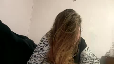 Snapshot of francescafey chatting on January 2025 09:18:02 AM francescafey online show from January 2025 09:18:02 AM