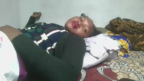 franckamby online show from November 2025 12:46:01 AM