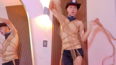 Franco online show from October 2025 09:49:02 PM