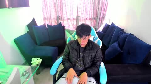 frank online show from January 2025 08:31:02 PM