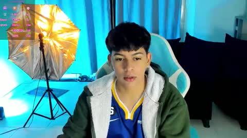 frank online show from November 2025 03:12:02 AM