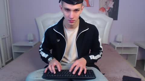 Frank online show from December 2024 02:52:02 AM