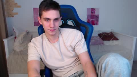 Frank online show from January 2025 05:40:02 AM