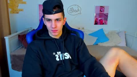 Frank online show from February 2025 06:18:01 AM