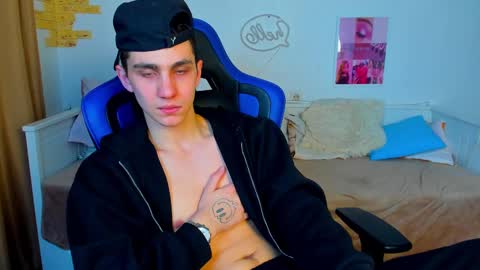 Frank online show from March 2025 12:12:01 PM