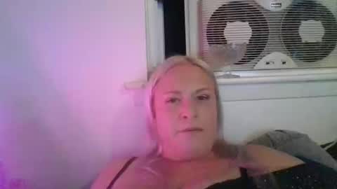Snapshot of frankbritt chatting on October 2025 05:28:01 AM frankbritt online show from October 2025 05:28:01 AM