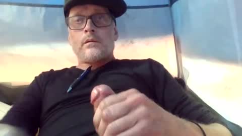 Snapshot of franklyzappa chatting on November 2025 05:02:01 PM Girth Brookes online show from November 2025 05:02:01 PM