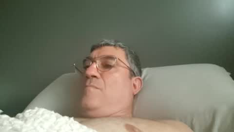 Snapshot of franmi3030 chatting on February 2025 04:53:02 PM PAM AND MIKEL online show from February 2025 04:53:02 PM