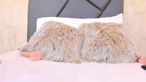 Fransheska online show from March 2025 06:00:02 PM