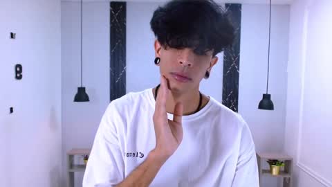 Franvill trato online show from September 2025 07:25:01 PM