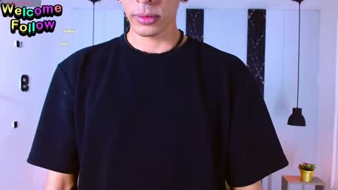 Franvill trato online show from September 2025 07:05:01 PM