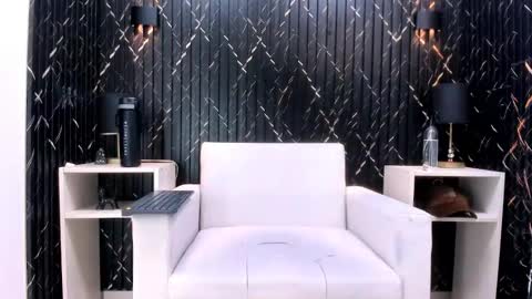 Franvill trato online show from November 2025 05:30:01 PM