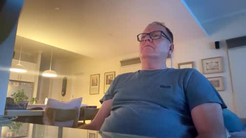 Snapshot of franzmontyhe chatting on September 2025 02:30:02 PM franzmontyhe online show from September 2025 02:30:02 PM