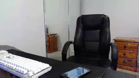 Fraser online show from February 2025 11:52:01 PM