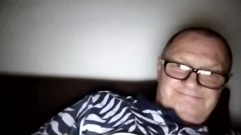 Wolfi online show from September 2025 12:27:02 PM