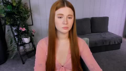 Snapshot of freckle_diyana chatting on January 2025 12:49:01 AM Diyana online show from January 2025 12:49:01 AM