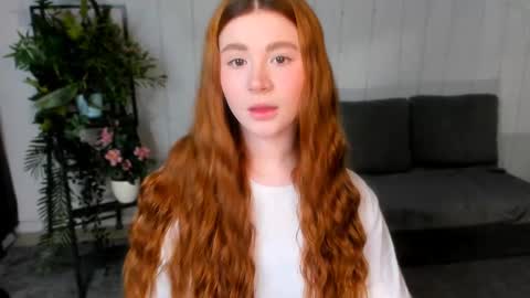 Snapshot of freckle_diyana chatting on February 2025 10:31:02 PM Diyana online show from February 2025 10:31:02 PM
