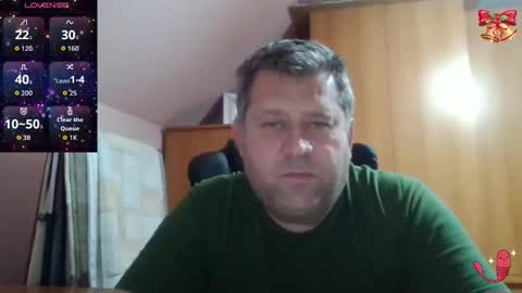 freeboy80180 online show from December 2025 07:53:01 PM