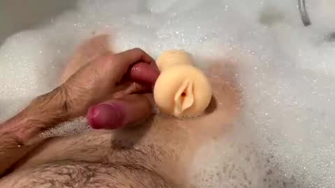 Snapshot of freeewillyyy chatting on November 2025 04:42:01 PM the jerkking online show from November 2025 04:42:01 PM