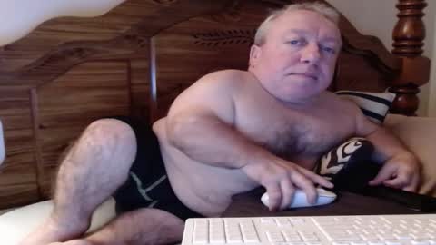 Snapshot of freemysoul4748 chatting on October 2025 03:18:02 AM Cute Lil Man online show from October 2025 03:18:02 AM