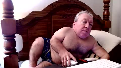 Cute Lil Man online show from December 2025 08:31:02 AM