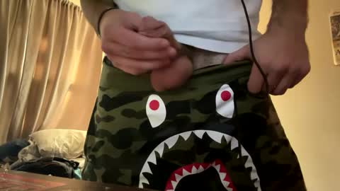 Snapshot of freezeskiii chatting on September 2025 01:47:01 PM freezeskiii online show from September 2025 01:47:01 PM