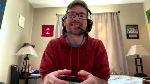 Snapshot of freezeskiii chatting on December 2025 07:22:01 PM freezeskiii online show from December 2025 07:22:01 PM