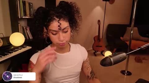 Vale online show from October 2025 11:47:01 PM