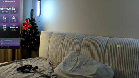 Snapshot of fresh_b1ood chatting on December 2024 08:47:02 PM Alex or Andrzej online show from December 2024 08:47:02 PM